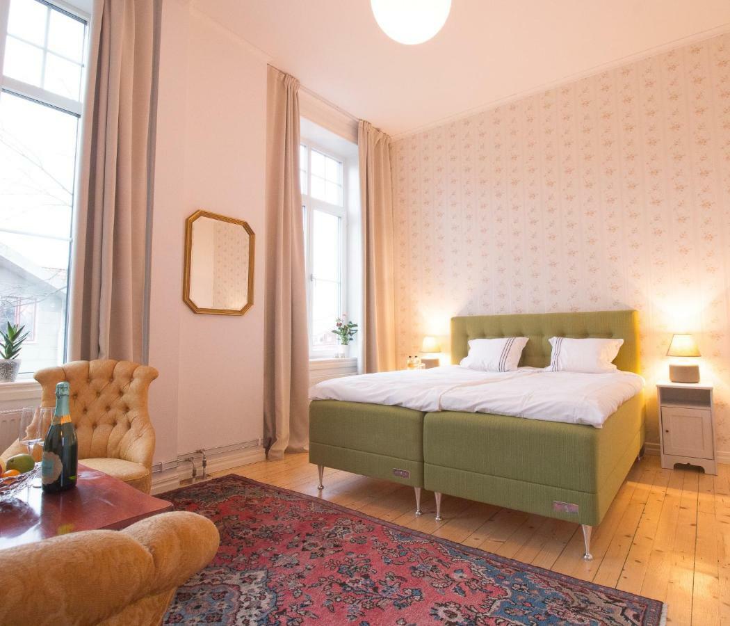 Lysekil City Rooms & Suites Exterior photo